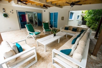 Villa de 4 habitaciones en venta en juan dolió.
