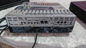 Vendo consola yamaha en san cristóbal