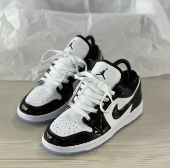 Tenis sneakers nike air jordan 1 low se concord original