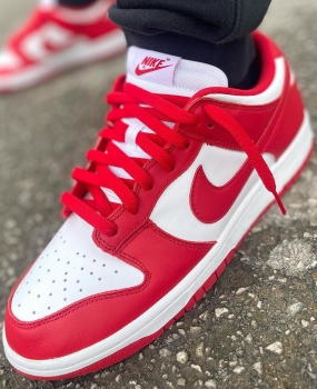 Sneakers tenis teni nike dunk low st john’s white and red original 2k2