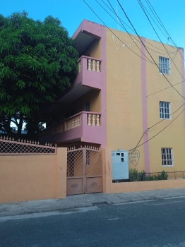 Venta de edificio de 6 apartamentos en la romana