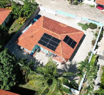 Casa en bavaro lista para vivir auto sustentable paneles solares
