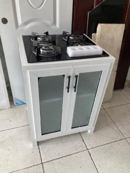 Estufa moderna totalmente nueva
