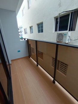 Apartamento de venta avenida independencia una habitación con terraza