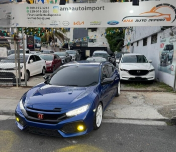 Honda civic hatchback sport con kit de accesorios