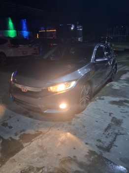 Se vende civic 2017 en santo domingo oeste