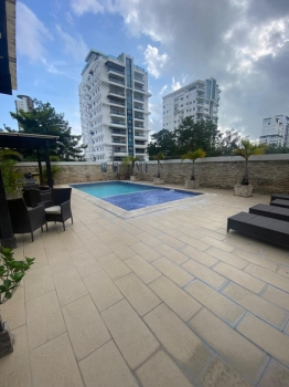 Alquiler de amplio apartamento en bella vista