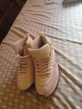 tennis jordan 12 size7