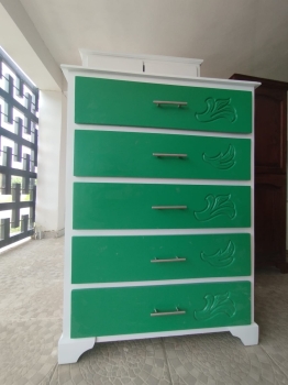 Gavetero en madera