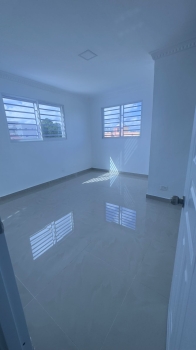Alquiler de inmueble en los tres brazos.