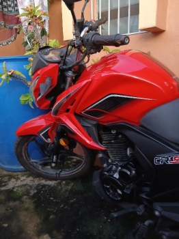 Loncin cr1 sport naked 200 modelo 2024