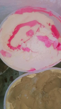 Tarro disponible de helado