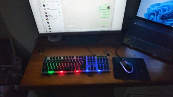 Teclado y mause gamer