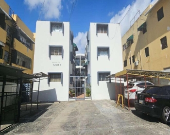 Propietario vende apartamento estudio 1er piso a 2 esquinas de la av.