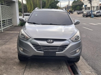 Hyundai tucson 2015