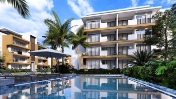 Apartamentos de lujo frente al campo de golf en playa dorada