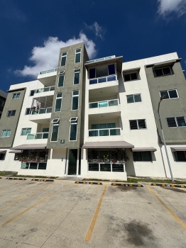 Apartamento en venta en av. república de colombia santo domingo