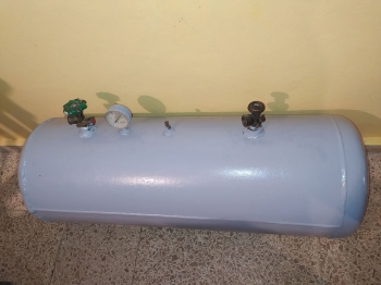 Tanque de gas profesional de 28 galones
