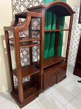 Estante en caoba