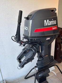 Motor marina fuera de borda nuevo en su caja año 2025