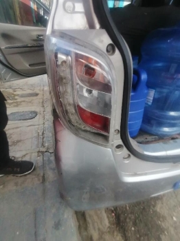 Mica para daihatsu mira 2013/17 le cambiamos el cristal roto