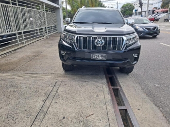 Toyota land cruiser prado 2024 vxl