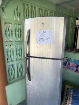 Vendo nevera en muy buen estado encógela full en la romana