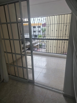 Alquilo apartamento vacío en el millón santo domingo