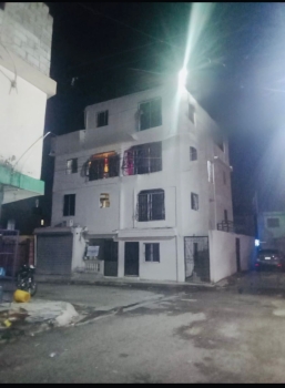 Edificio en venta de 4 piso 5 apartamento y un local comercial