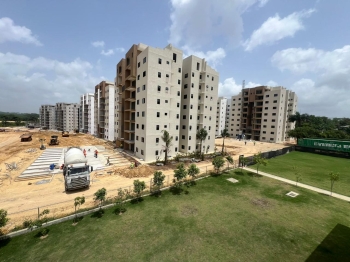 Torre de apartamentos green park jacobo majluta