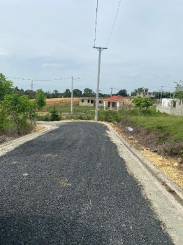 Solares en residencial seguro con todos los servicios