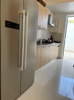Apartamento en venta de 3 habitaciones en la jacobo