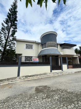 Casa de oportunidad en los hidalgos.