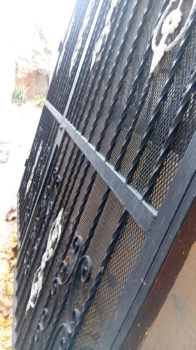 Puerton de marquesina doble hoja en azua