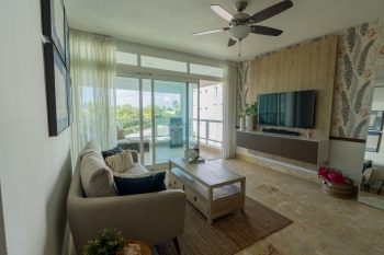 Vendo hermoso apartamento en primera línea de playa vista playa y pisc