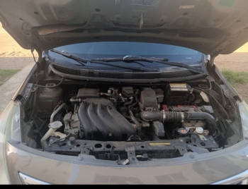 Nissan versa 2016 marrón en santo domingo este