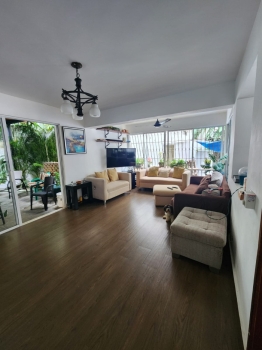 Casa en venta de 2 niveles   ubicación estratégica en el distrito naci