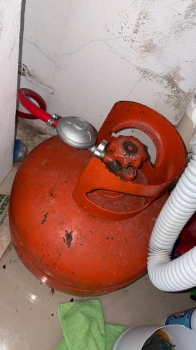 Vendo cilindro de gas y manguera 12 pies