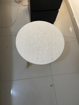 Vendo mesa redonda de noche  en santo domingo dn