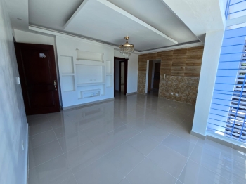 Apartamento en los restauradores a pasos de la 27 de febrero