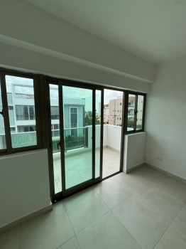 Avenida independencia 125m2 2 habitaciones 2 parqueos en zona premium