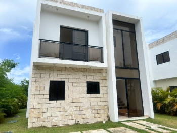 Casa en venta o alquiler en residencial don pablo bavaro