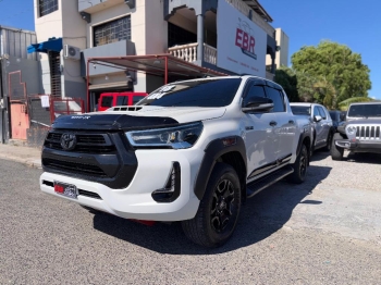 Toyota hilux srv 2018