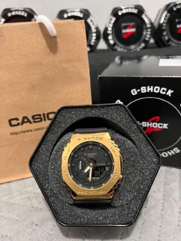 Reloj deportivo estilo g-shock ga2100 negro/dorado – resistente y eleg