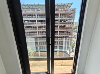 Se alquila hermoso apartamento con linea blanca en evaristo morales