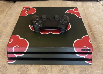 Se vende ps4 pro de 1tb en santo domingo este