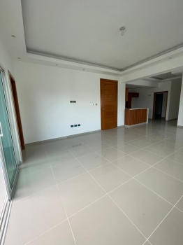 Apartamento en venta en los 3 ojos.