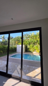 Villa de 3 habitaciones en venta en juan dolió.