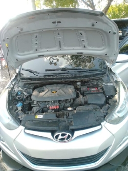 Se vende hunday elantra 2016