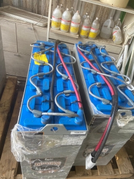 Batería para monta carga eléctrico 24 voltios